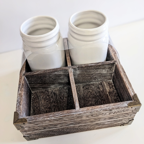 THRESHOLD, Tabletop Organizer, 2 Removable Jars. 8"x8"x3". - Picture 2 of 8